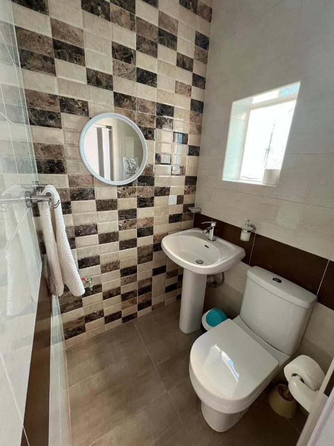 Small Room With Shared Bathroom Sliema Exterior photo